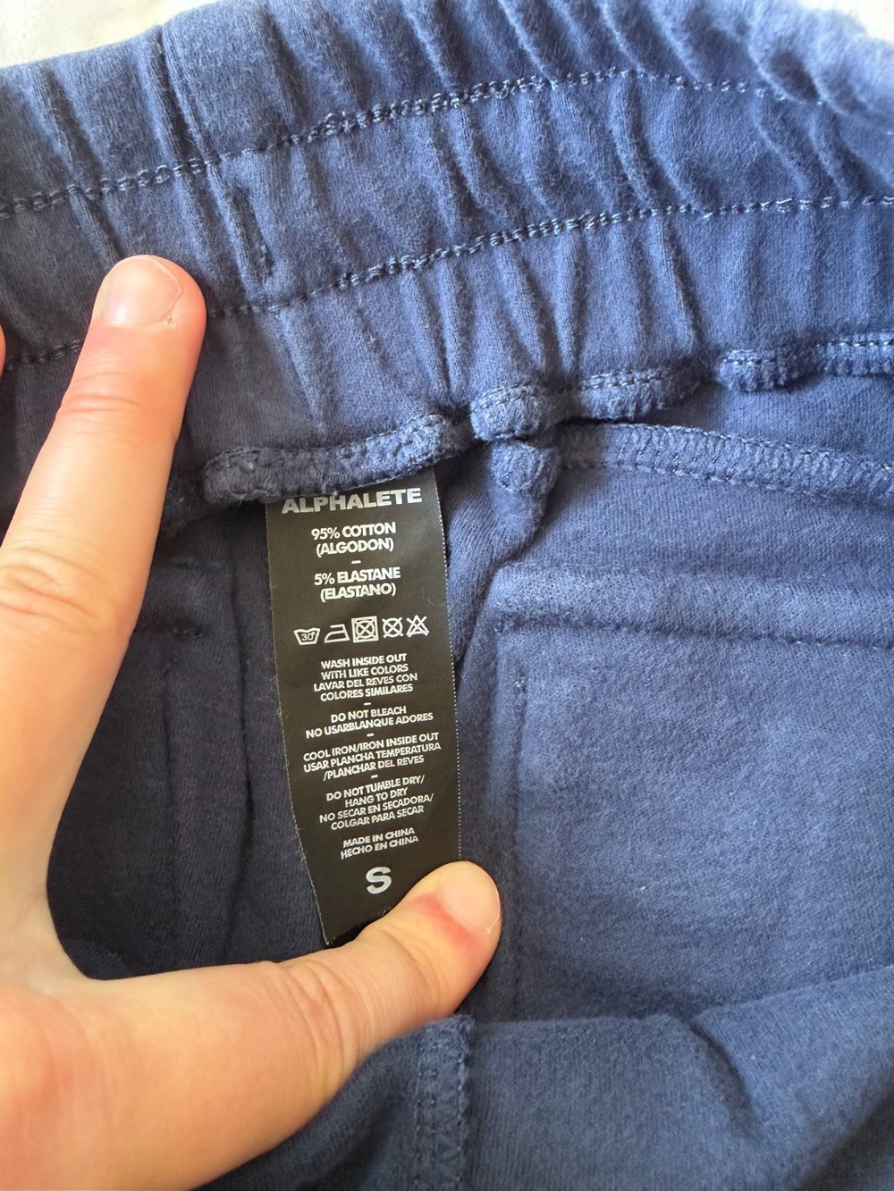 Alphalete Identity Cargo Women’s Joggers - Picture 4 of 5